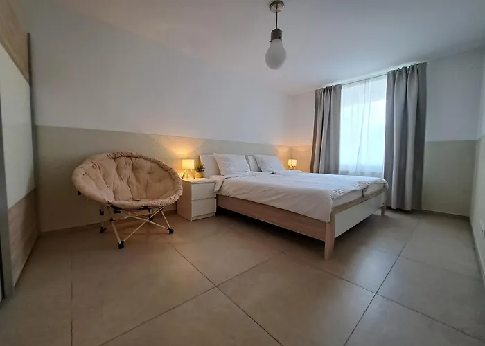 Kernsaniert Barrierefrei Apartman *