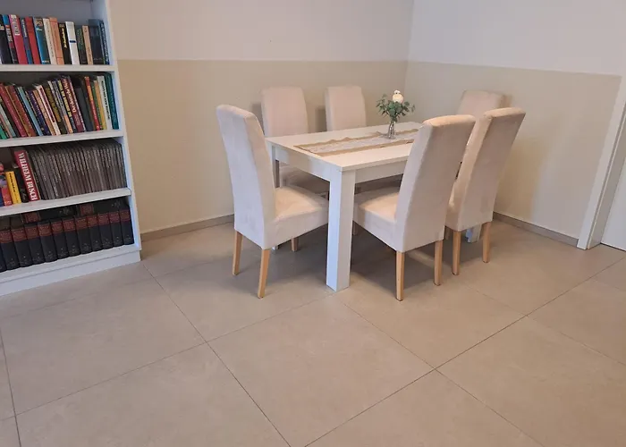 Kernsaniert Barrierefrei Apartman