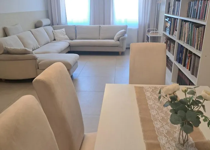 Kernsaniert Barrierefrei Appartement *